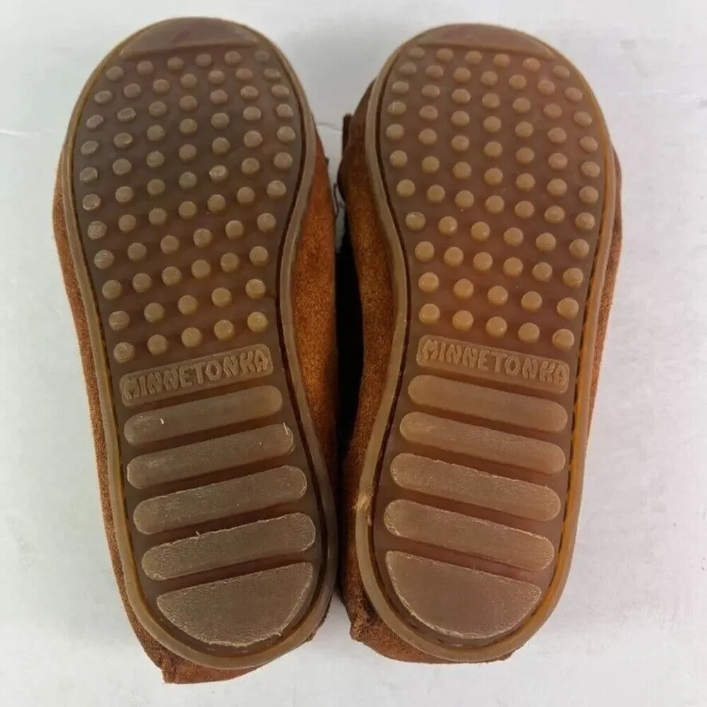MINNETONKA Moccasin Casual Shoes Youth Kids US 2 Brown Suede Slip On Fringe 2402